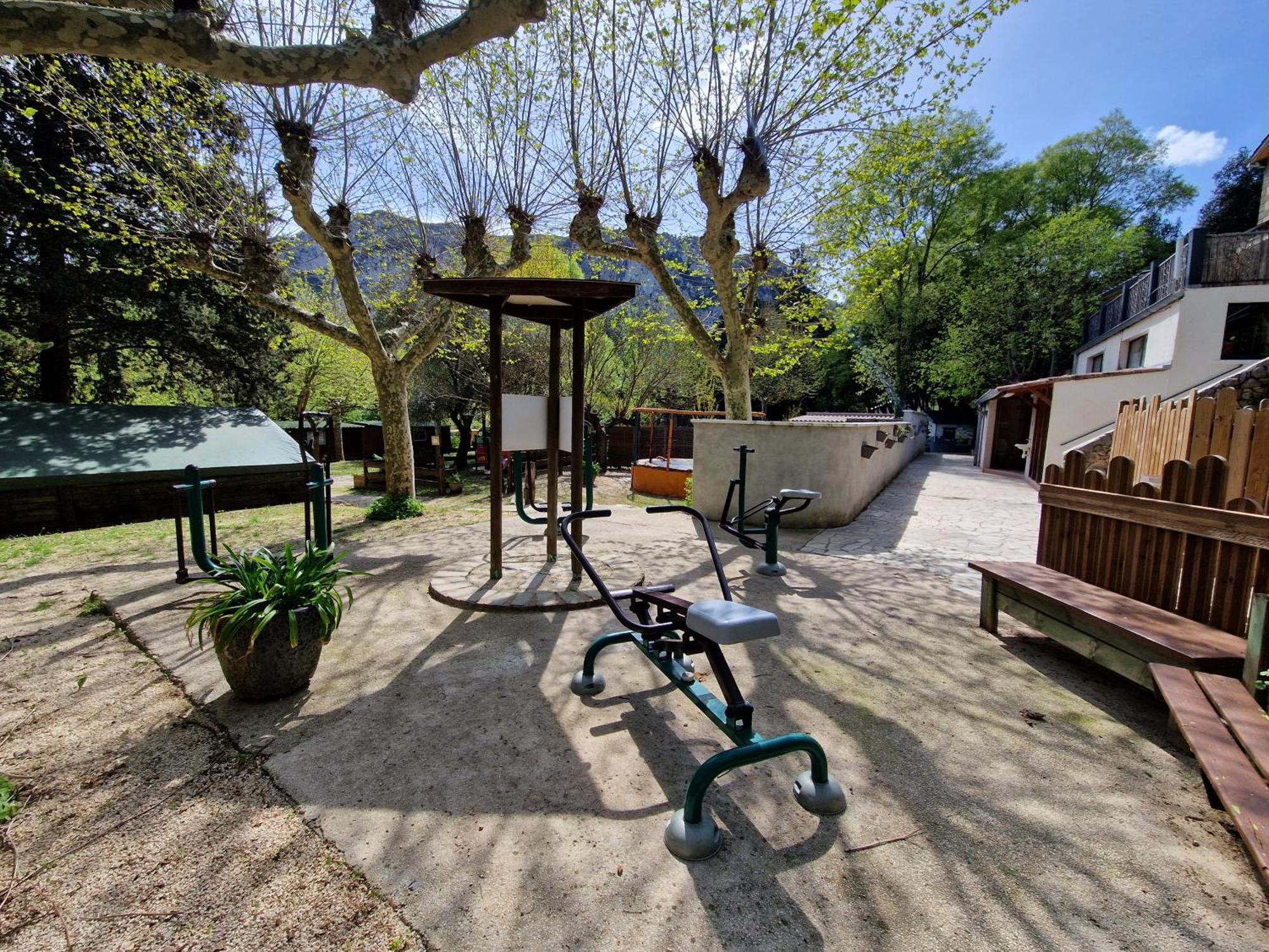Camp Des Gorges - Camping Nature Vallon-Pont-dʼArc Екстериор снимка