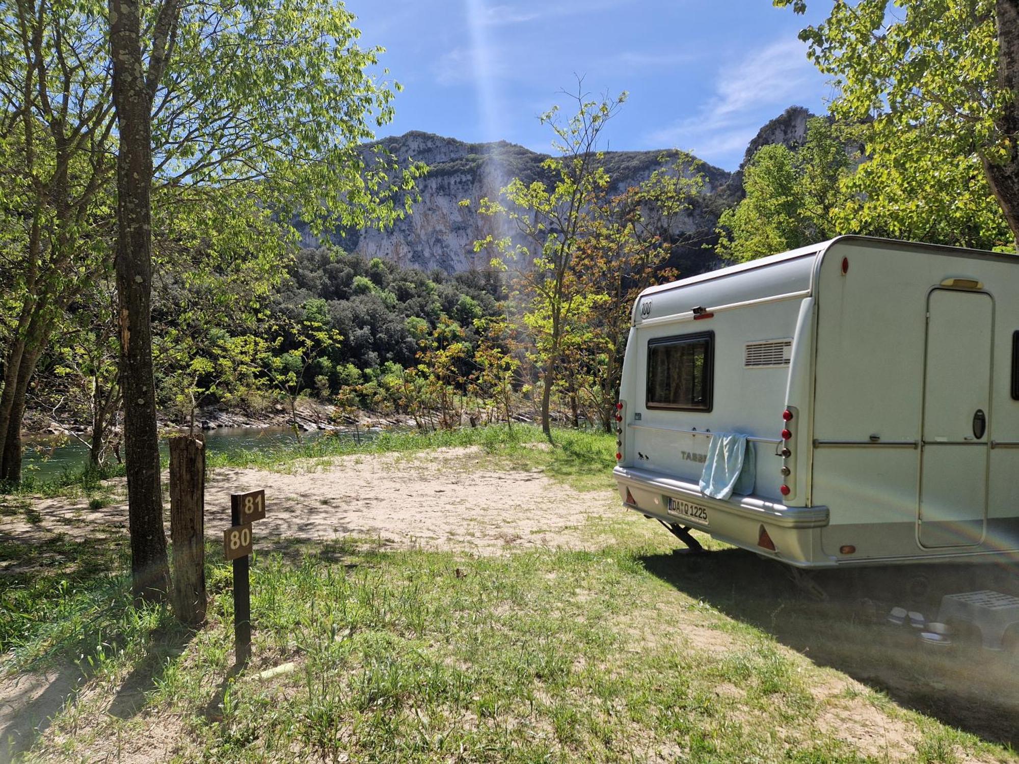 Camp Des Gorges - Camping Nature Vallon-Pont-dʼArc Екстериор снимка