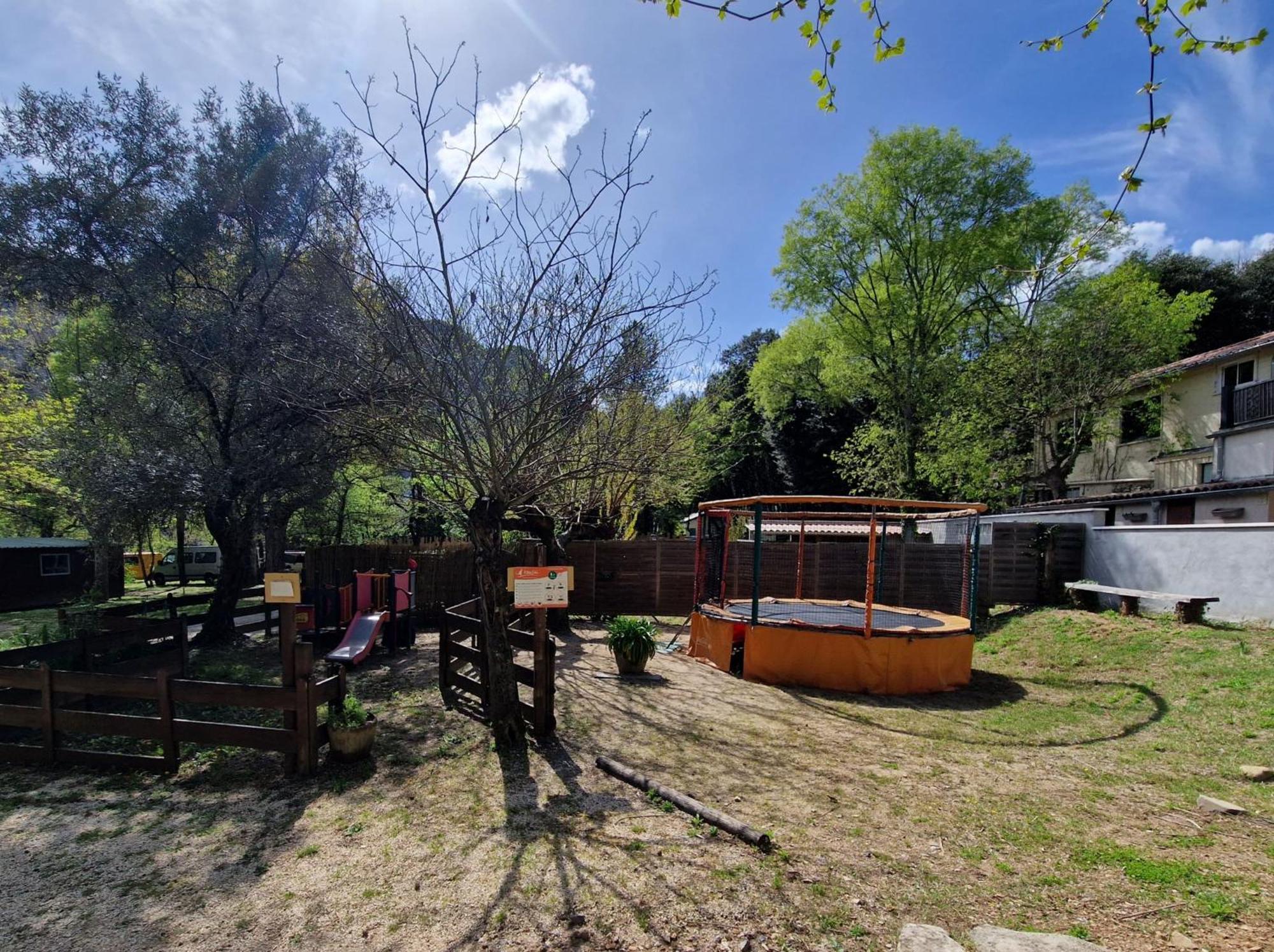 Camp Des Gorges - Camping Nature Vallon-Pont-dʼArc Екстериор снимка