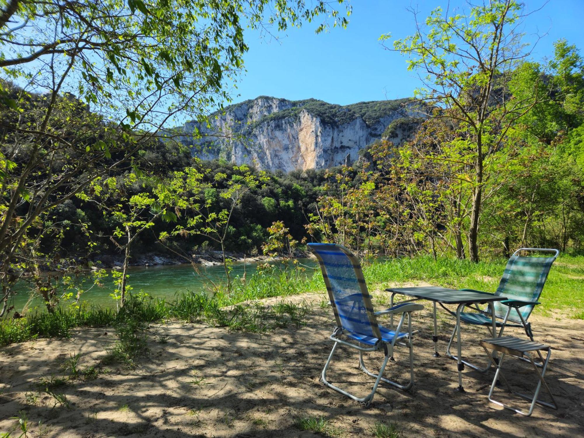 Camp Des Gorges - Camping Nature Hotel Vallon-Pont-dʼArc Екстериор снимка