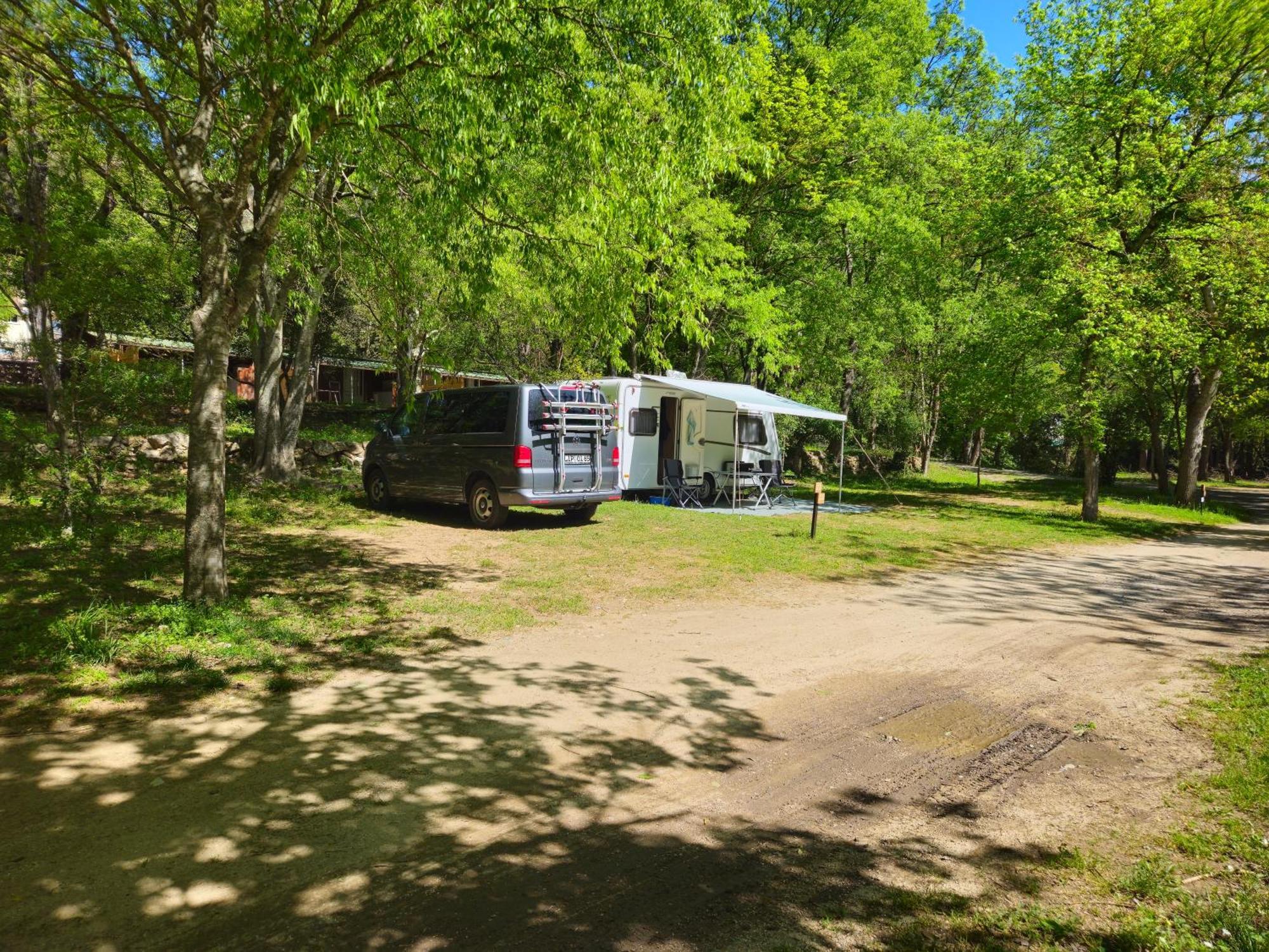 Camp Des Gorges - Camping Nature Vallon-Pont-dʼArc Екстериор снимка